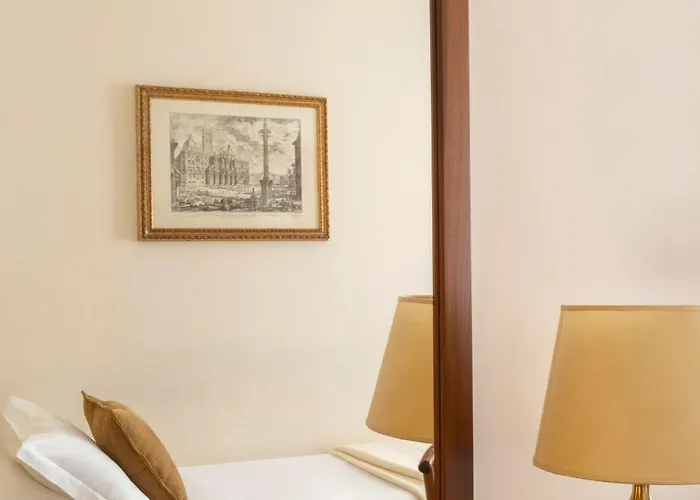 Отель Cortina Рим