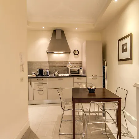 Cortina Hotel 3*